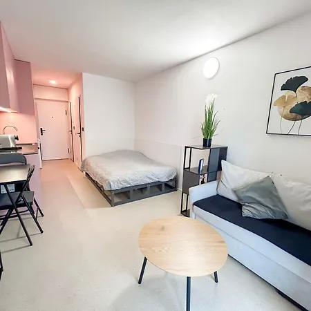 Soft Industrial Apartmán *